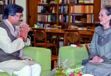 झारखंड की हेमंत सरकार ने रचा इतिहास, मजदूरो को विमान से पहुचाया घर